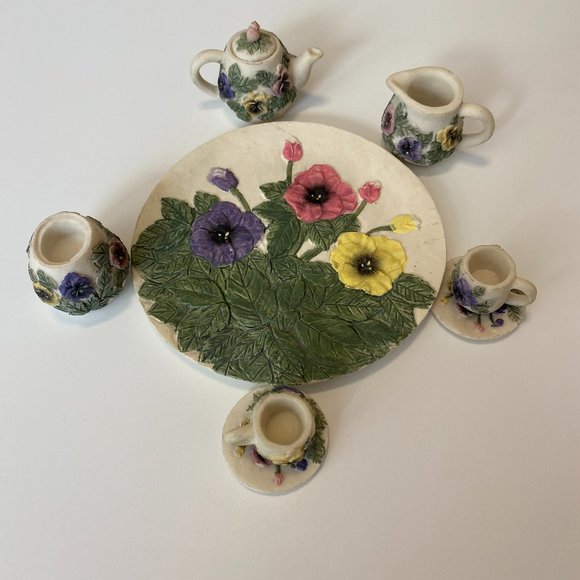 Pansy Miniature Tea Set - Picture 2 of 16